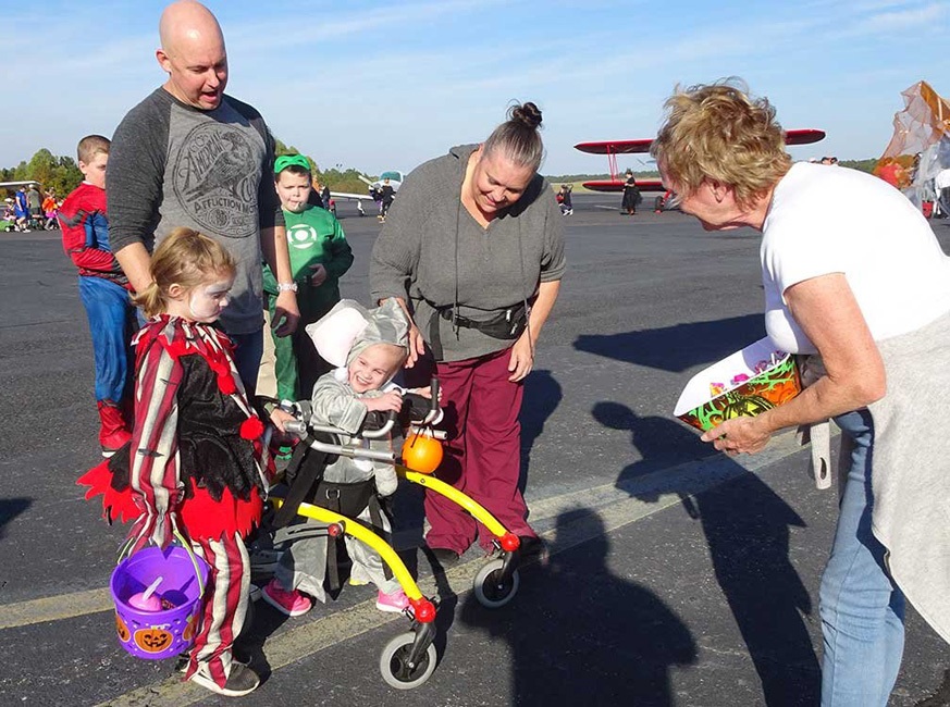 Trunk or Treat Moore County Airport KSOP Gateway to Pinehurst and