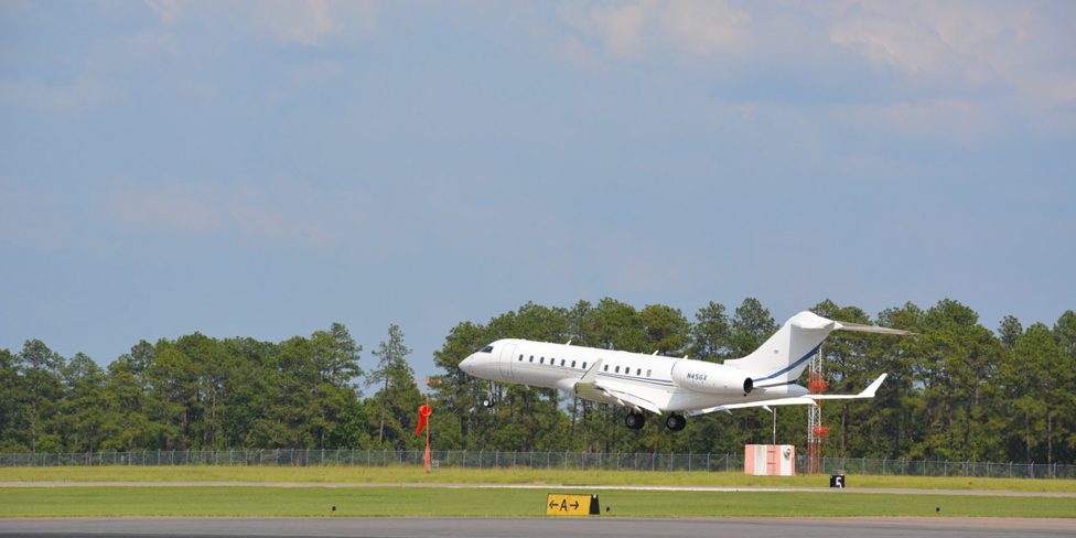 Challenger-Landing.-6-26-2014.-0340