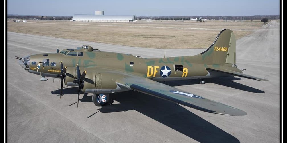 BIG BIRD Vol3　B-17F MEMPHIS BELLE Packaging.jpg