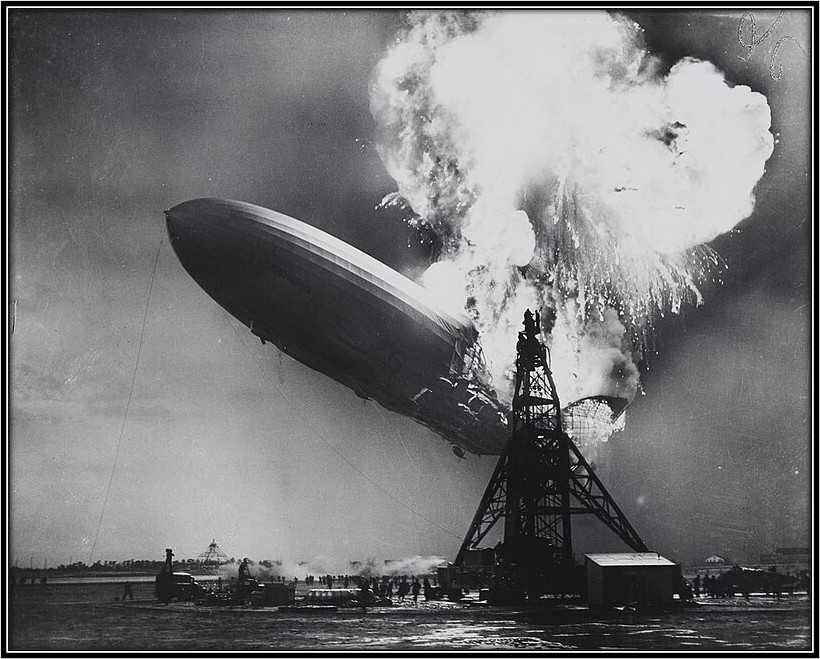 This Day in Aviation History: The Beginning of The End of Zeppelins
